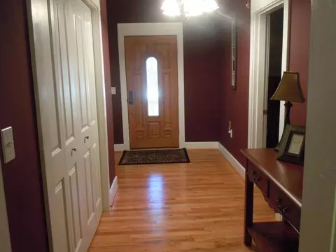 104 Finley Rd, Easley, SC 29642 photo 3