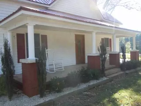 104 Finley Rd, Easley, SC 29642 photo 2