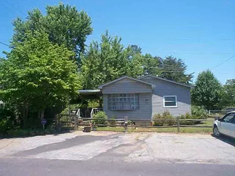 209 Regency St, Easley, SC 29640 photo 9