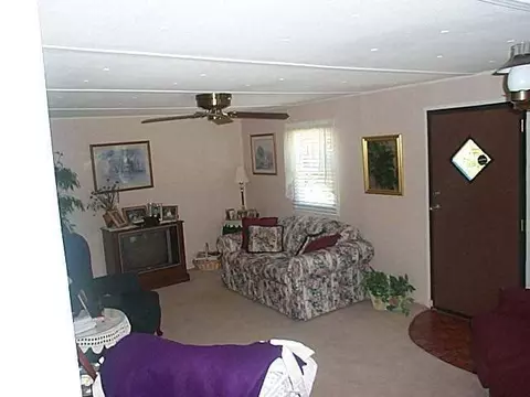 209 Regency St, Easley, SC 29640 photo 3
