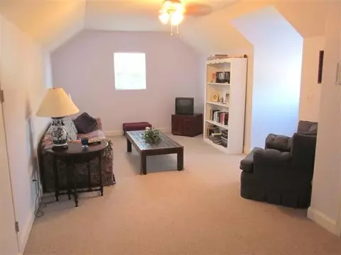 104 Crompton Dr, Pelzer, SC 29669 photo 9