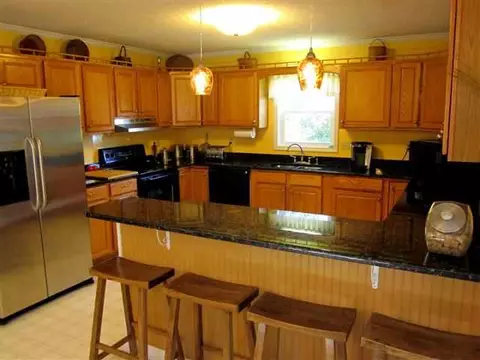 104 Crompton Dr, Pelzer, SC 29669 photo 6