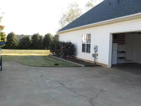 102 Leatherman Ct, Anderson, SC 29621 photo 5