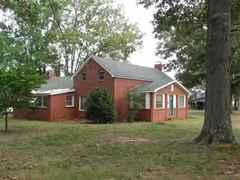 129 A Nellie Dr, Pendleton, SC 29670 photo 8