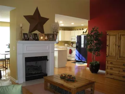194 Grand Oak Cir, Pendleton, SC 29670 photo 4