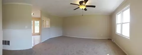 8 James St, Pelzer, SC 29669 photo 4