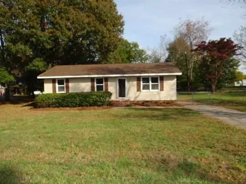 8 James St, Pelzer, SC 29669 photo 1