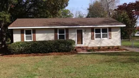 8 James St, Pelzer, SC 29669 photo 2