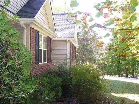 105 Creekside Cir, Central, SC 29630 photo 3