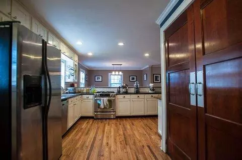 504 Cherry St, Pendleton, SC 29670 photo 9
