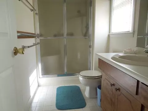 1014 E Queen St, Pendleton, SC 29670 photo 10