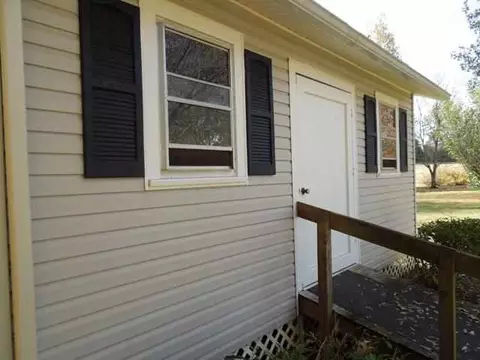 1014 E Queen St, Pendleton, SC 29670 photo 18