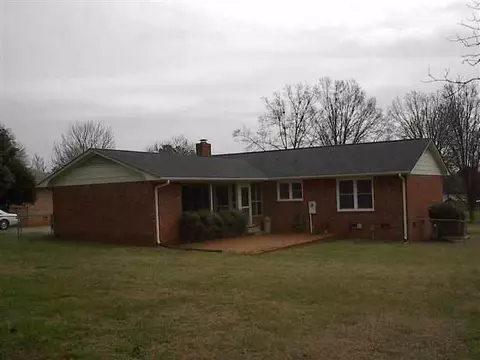 1914 Millgate Rd, Anderson, SC 29621 photo 3