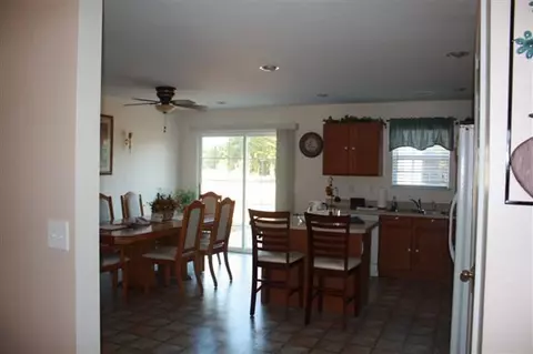 128 Cedar Glen Rd, Williamston, SC 29697 photo 4