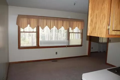 122 Springdale Dr, Pendleton, SC 29670 photo 4