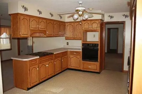 122 Springdale Dr, Pendleton, SC 29670 photo 2