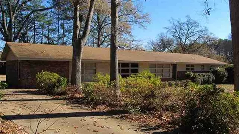109 Robinall Dr, Easley, SC 29642 photo 1