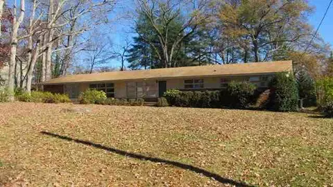 109 Robinall Dr, Easley, SC 29642 photo 2