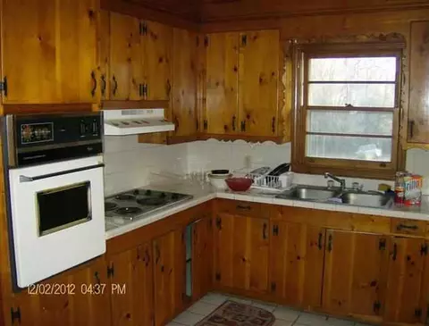 31 Dendy St, Pelzer, SC 29669 photo 3