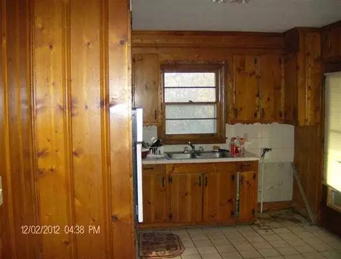 31 Dendy St, Pelzer, SC 29669 photo 2