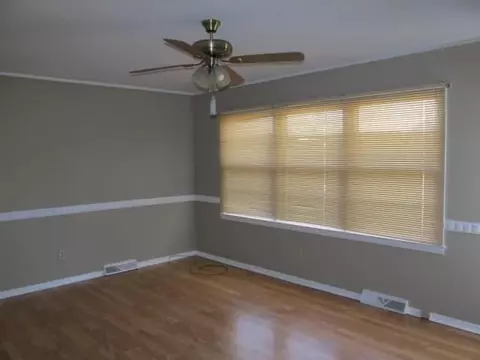 108 Pine Forest Dr, Easley, SC 29642 photo 3
