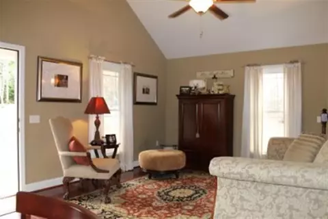 136 Pine Hill Dr, Pickens, SC 29671 photo 11