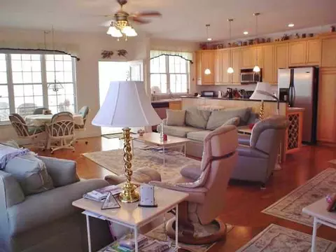 106 Green Chase E, Anderson, SC 29621 photo 4