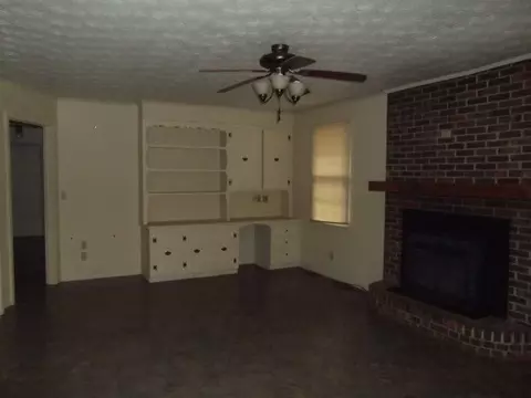 119 Old Brickyard Rd, Pelzer, SC 29669 photo 2