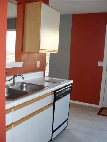 114 Hatters Ct, Easley, SC 29642 photo 8