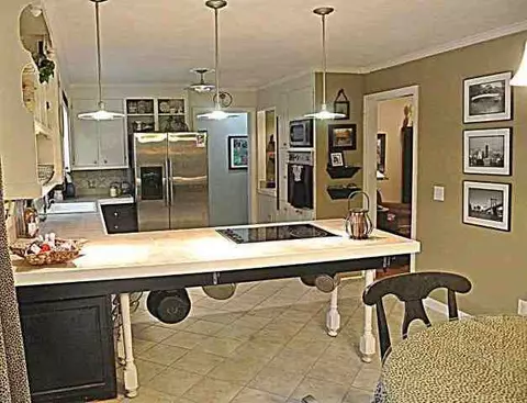 100 Mountainview Dr, Central, SC 29630 photo 6
