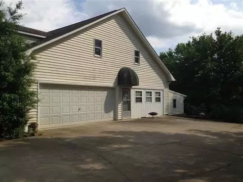 210 Waldrop Stone Rd, Central, SC 29630 photo 2