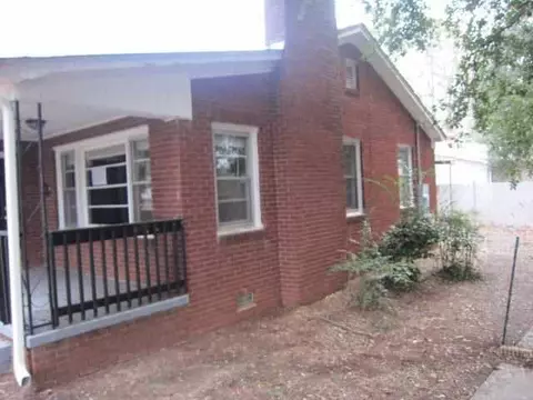 116 Tyson St, Williamston, SC 29697 photo 2