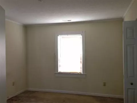 807 E Main St, Seneca, SC 29678 photo 10