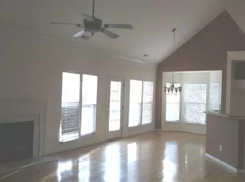 292 Sassafras Dr, Easley, SC 29642 photo 2