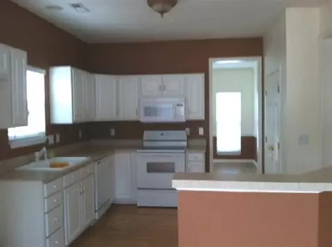 292 Sassafras Dr, Easley, SC 29642 photo 5