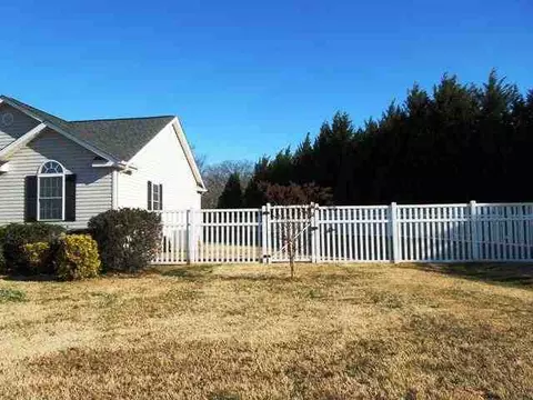 102 Larkspur, Pendleton, SC 29670 photo 18