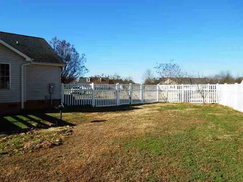 102 Larkspur, Pendleton, SC 29670 photo 22