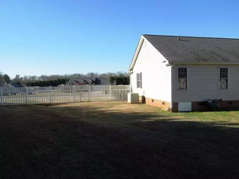 102 Larkspur, Pendleton, SC 29670 photo 20