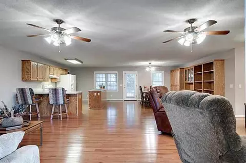 200 Sun Blvd, Easley, SC 29642 photo 5