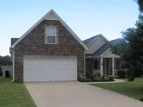 201 Worcester Ln, Easley, SC 29642 photo 4