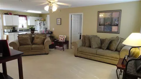 120 Wisteria Way, Pendleton, SC 29670 photo 2