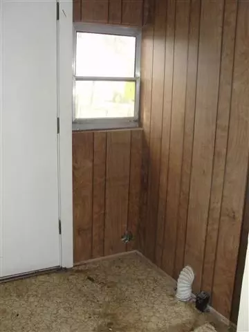 29 Circle St, Ware Shoals, SC 29692 photo 9