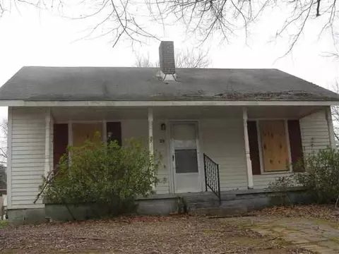 29 Circle St, Ware Shoals, SC 29692 photo 2