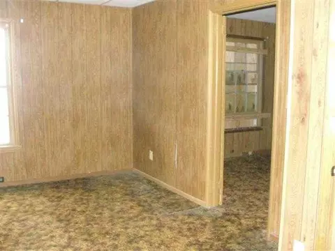 29 Circle St, Ware Shoals, SC 29692 photo 8