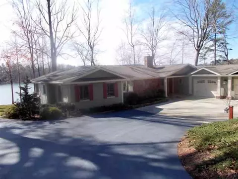 10075 Maughan Trl, Seneca, SC 29672 photo 1