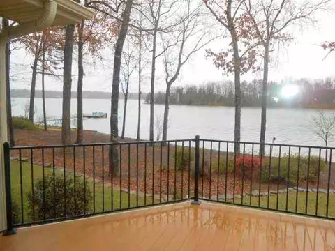 10075 Maughan Trl, Seneca, SC 29672 photo 14