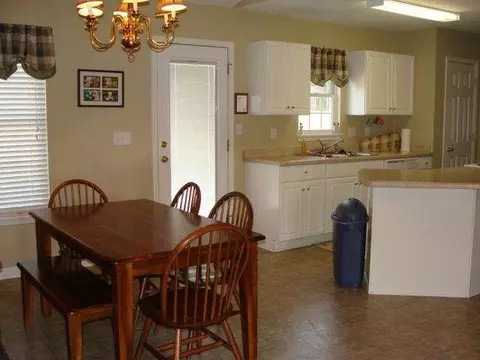 110 Carrie Leigh Ln, Pendleton, SC 29670 photo 5