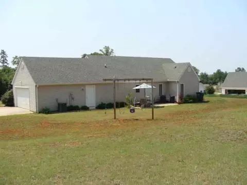 110 Carrie Leigh Ln, Pendleton, SC 29670 photo 2