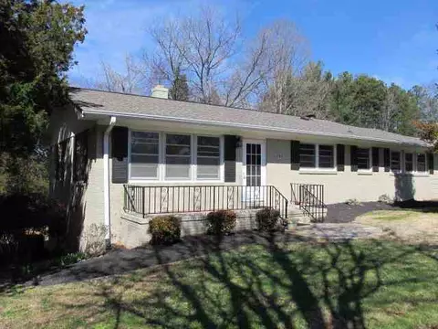 105 Ginger Ln, Easley, SC 29642 photo 2