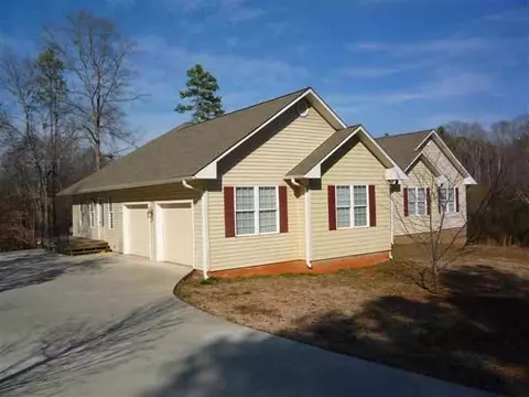 233 Castlebrook Dr, Walhalla, SC 29691 photo 2
